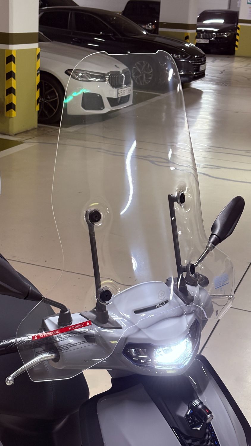 베스파 GTS 300 main