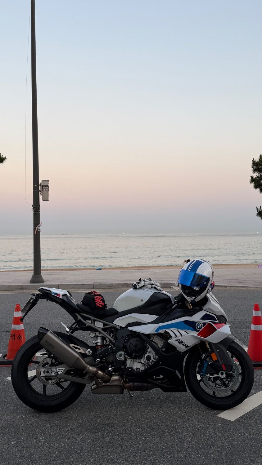 BMW S 1000 RR thumb 2