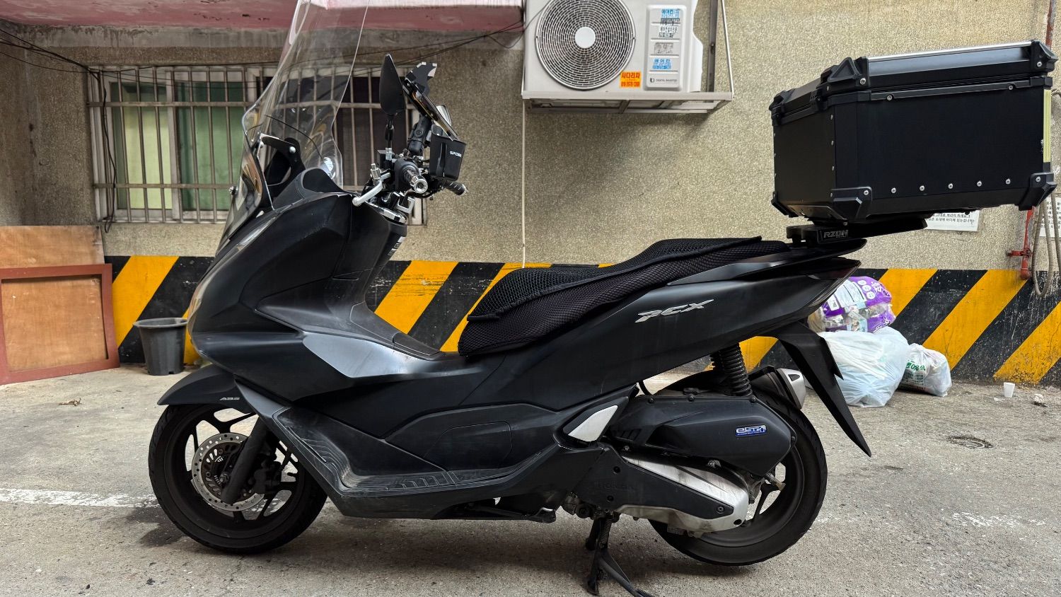혼다 PCX 125 more