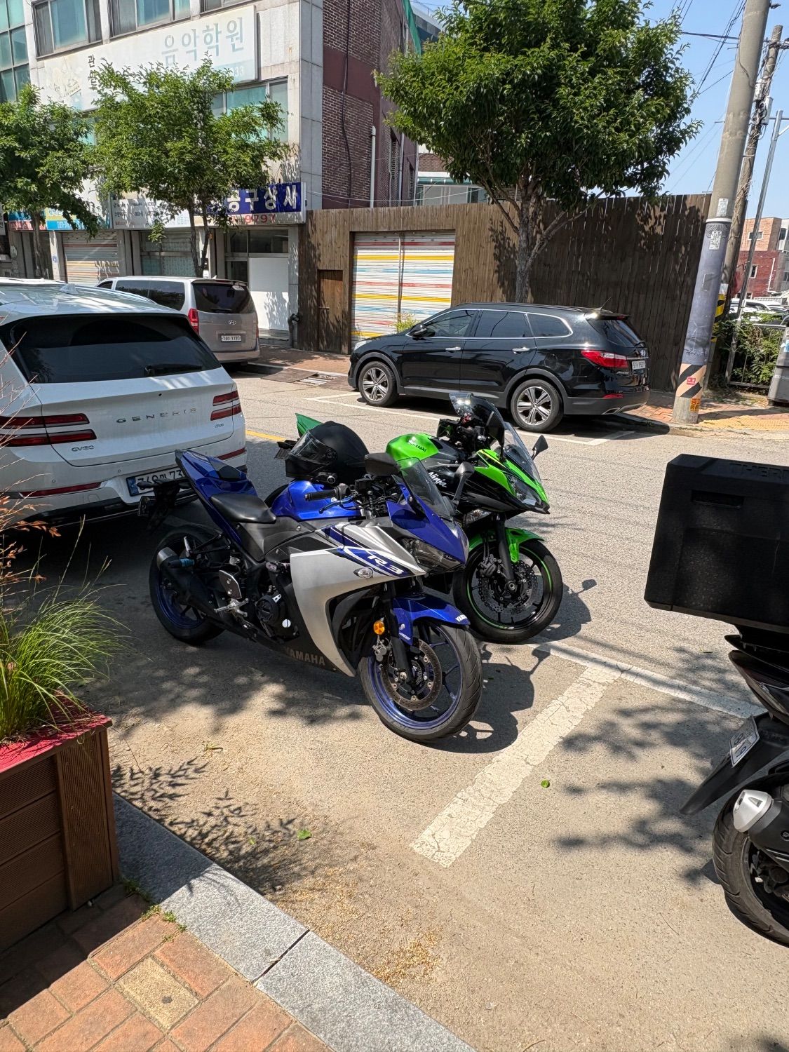야마하 YZF R3 thumb 2