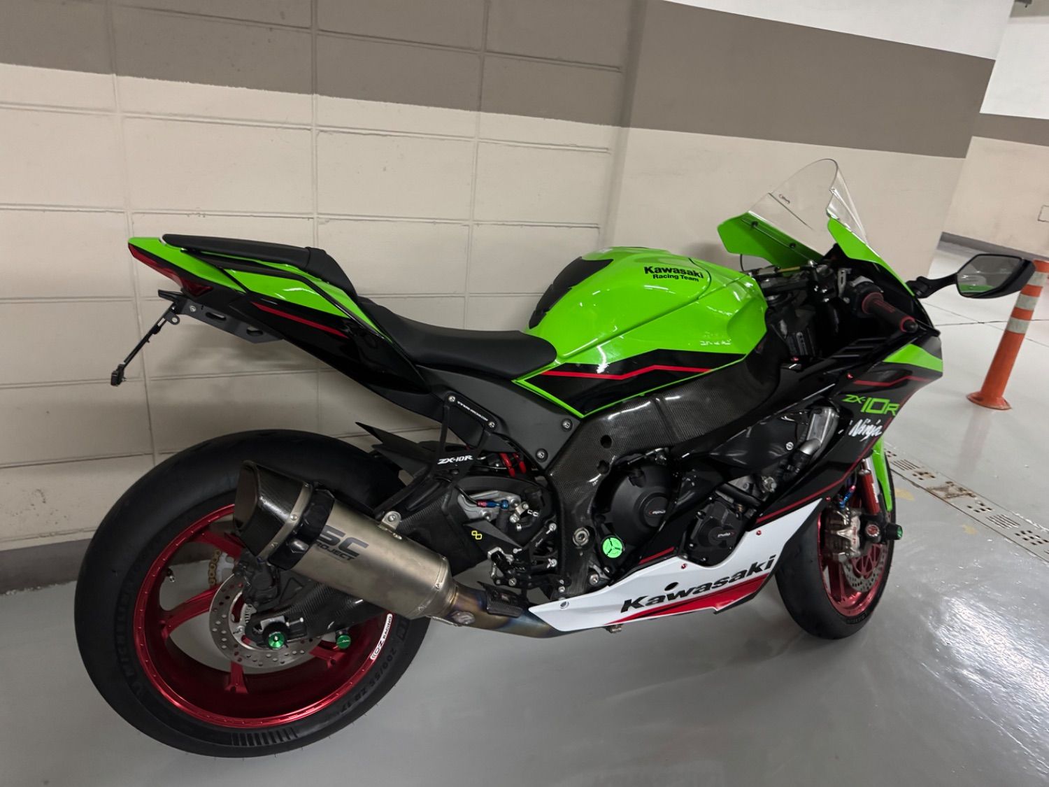 가와사키 닌자 ZX 10 R more