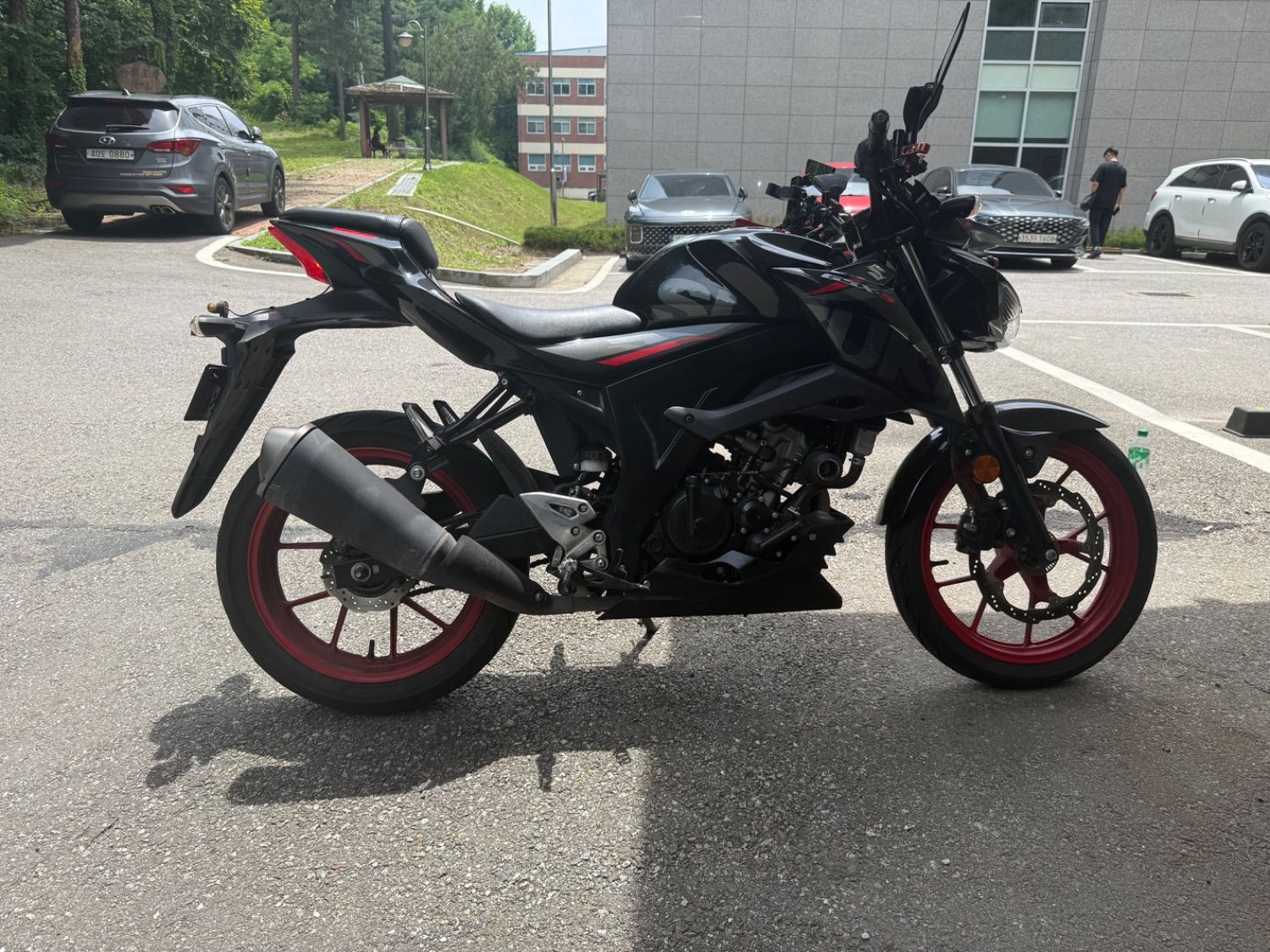 스즈키 GSX S 125 thumb 2