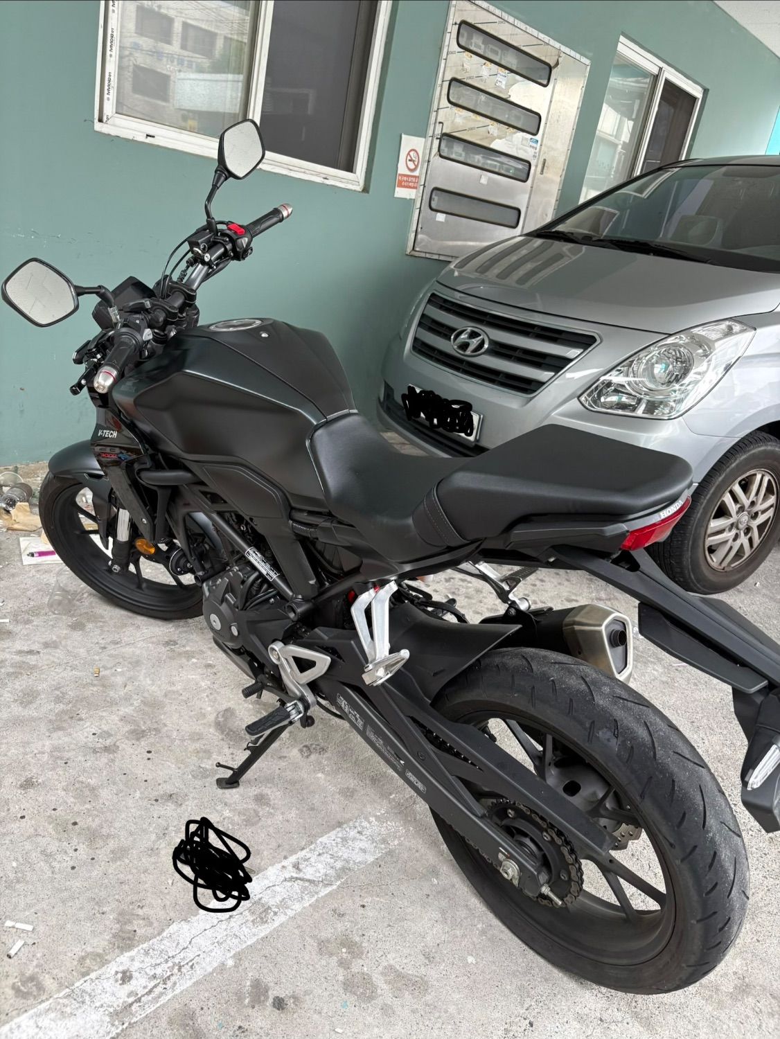 혼다 CB 300 R more