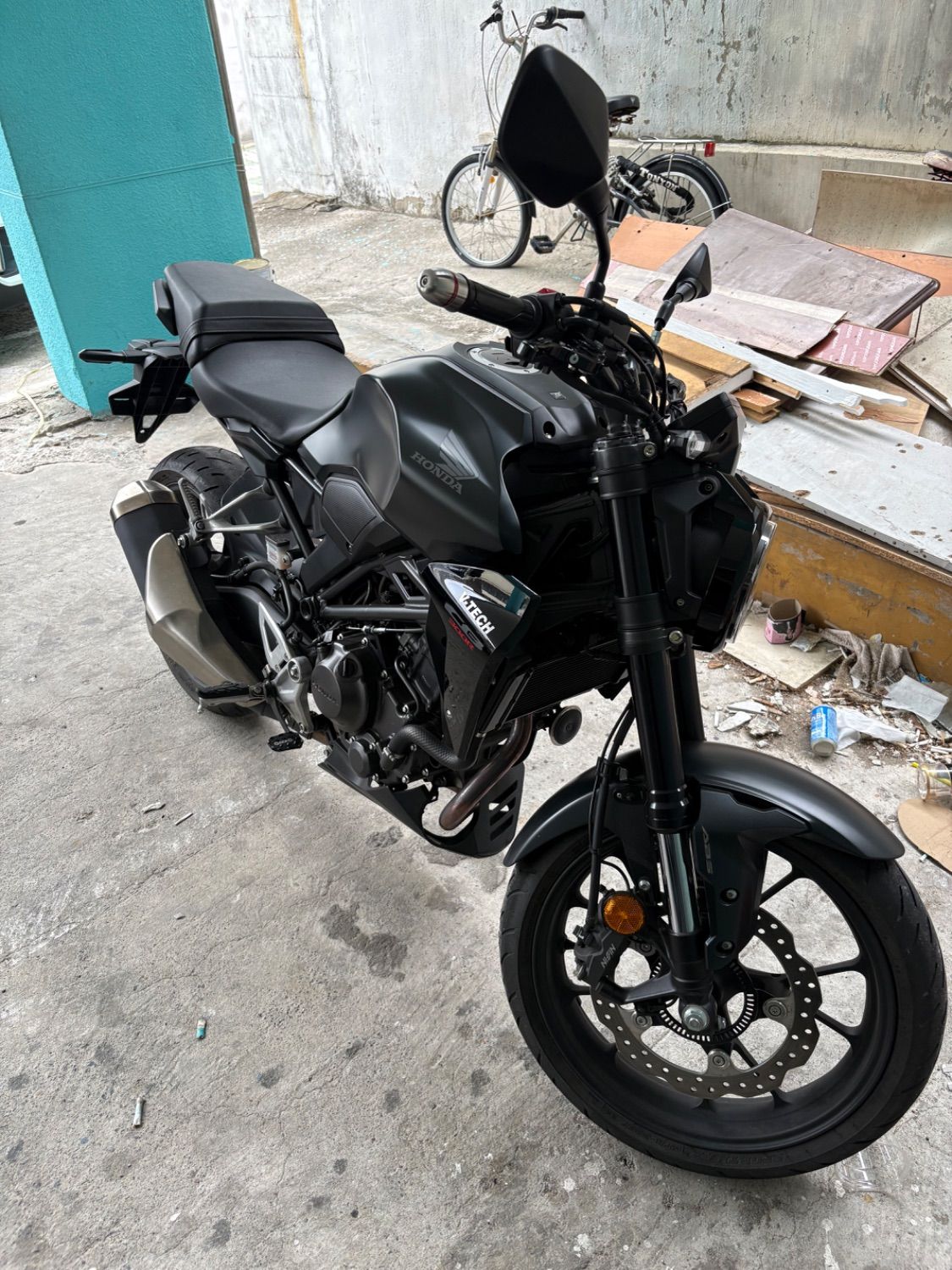 혼다 CB 300 R thumb 2