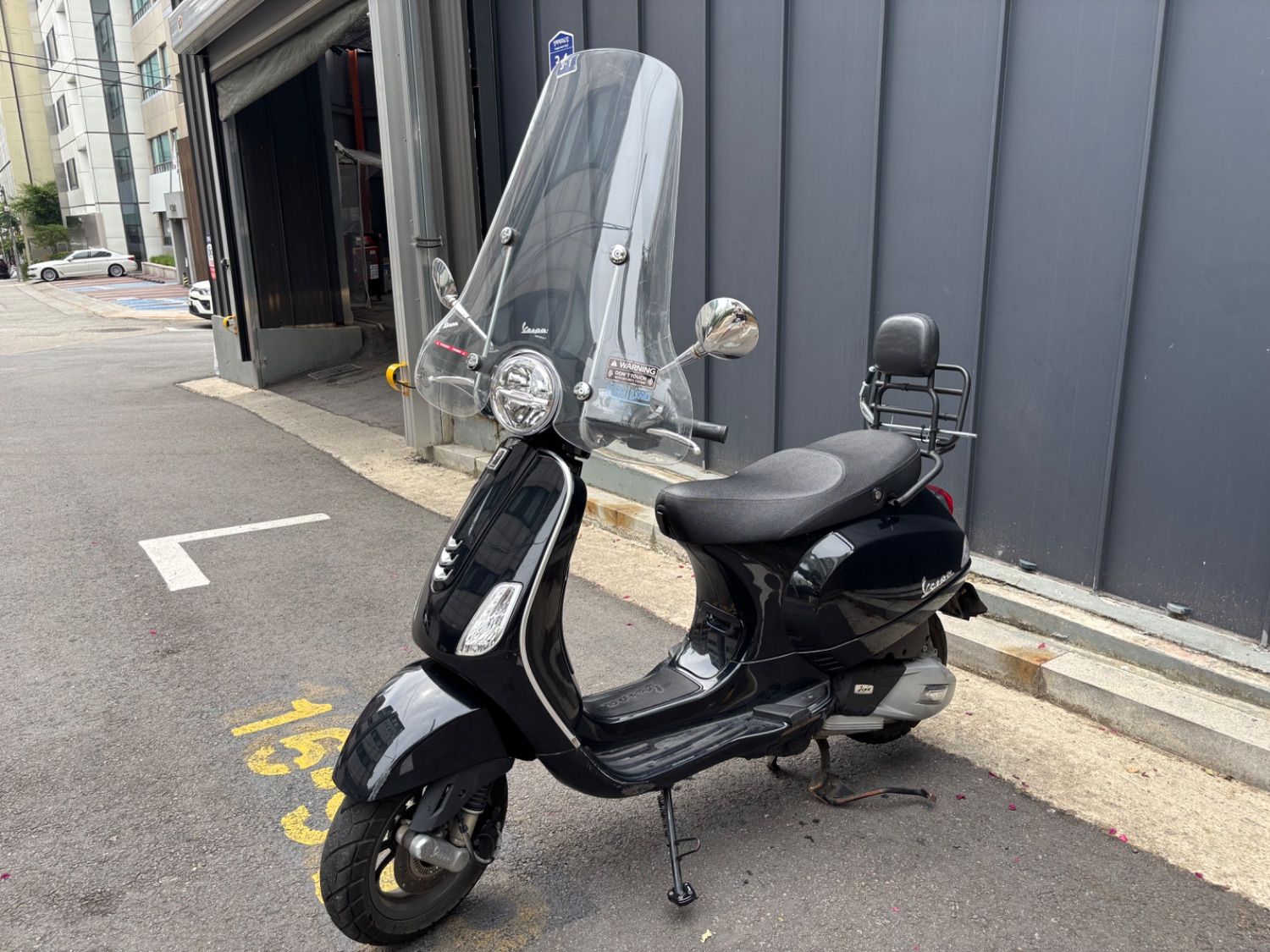베스파 LX 125 more