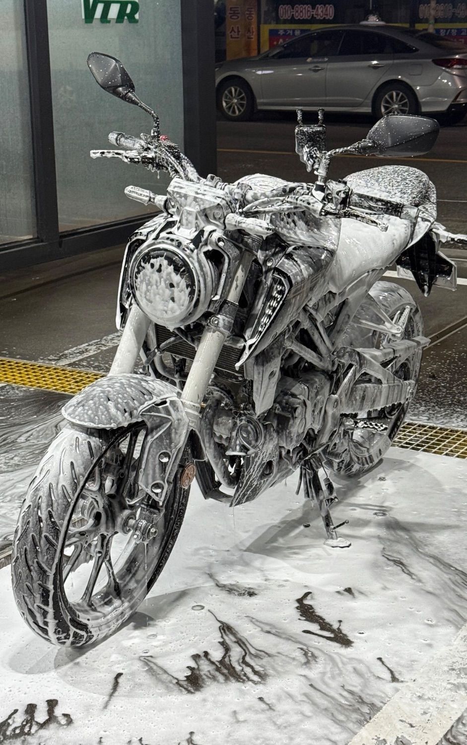 혼다 CB 125 R more
