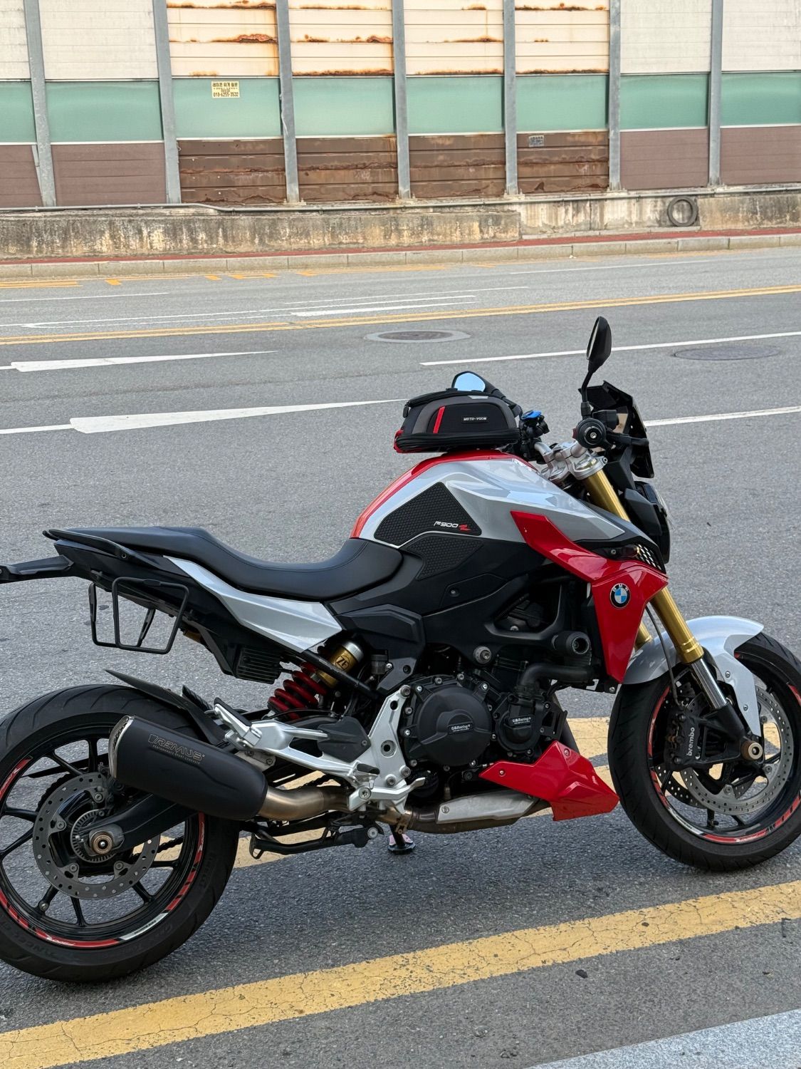 BMW F 900 R more