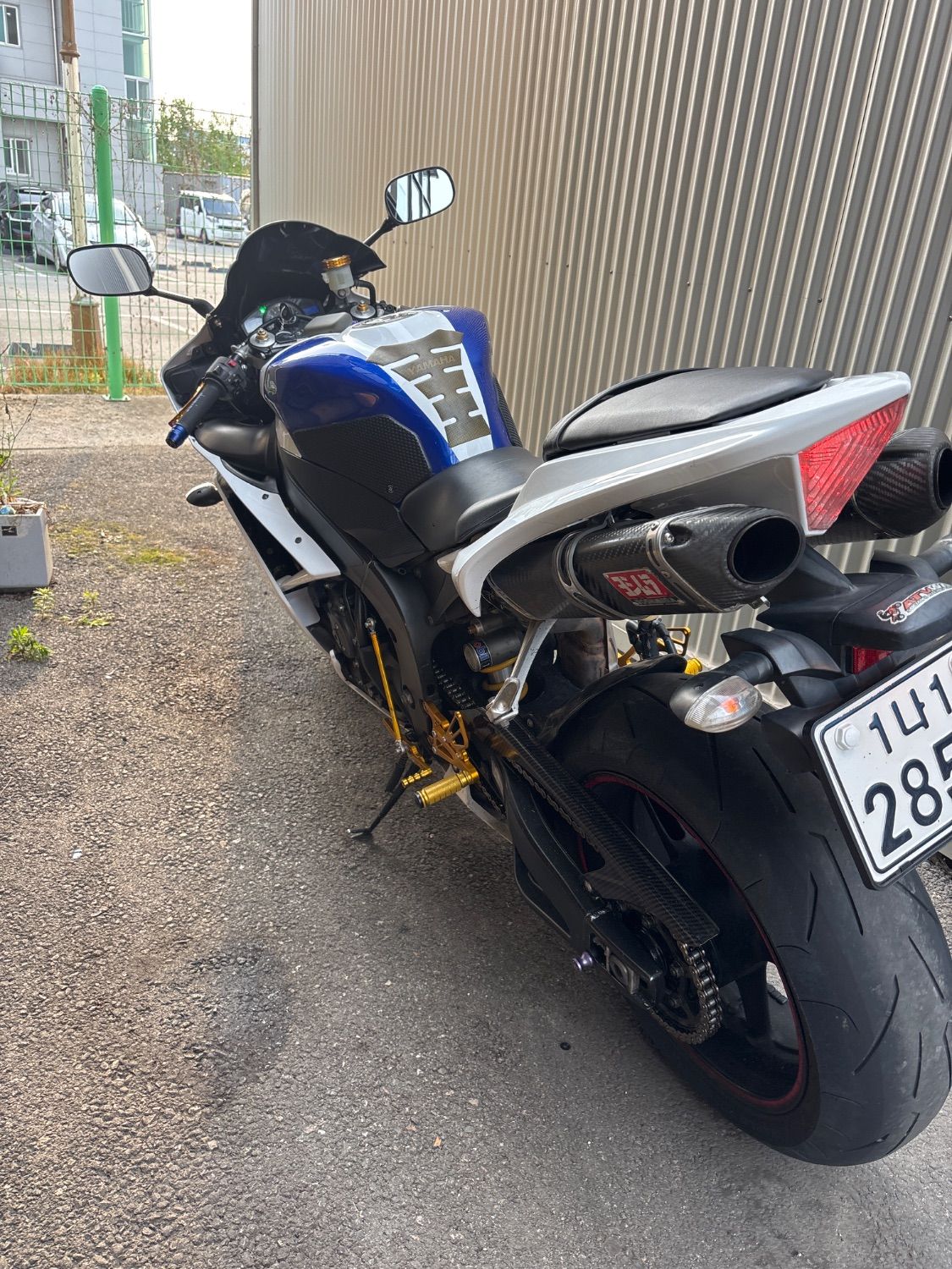 야마하 YZF R1 more
