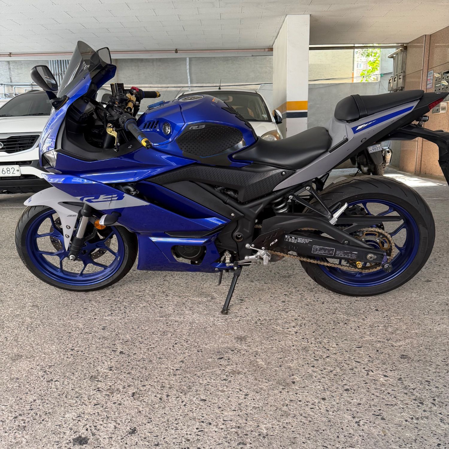 야마하 YZF R3 more