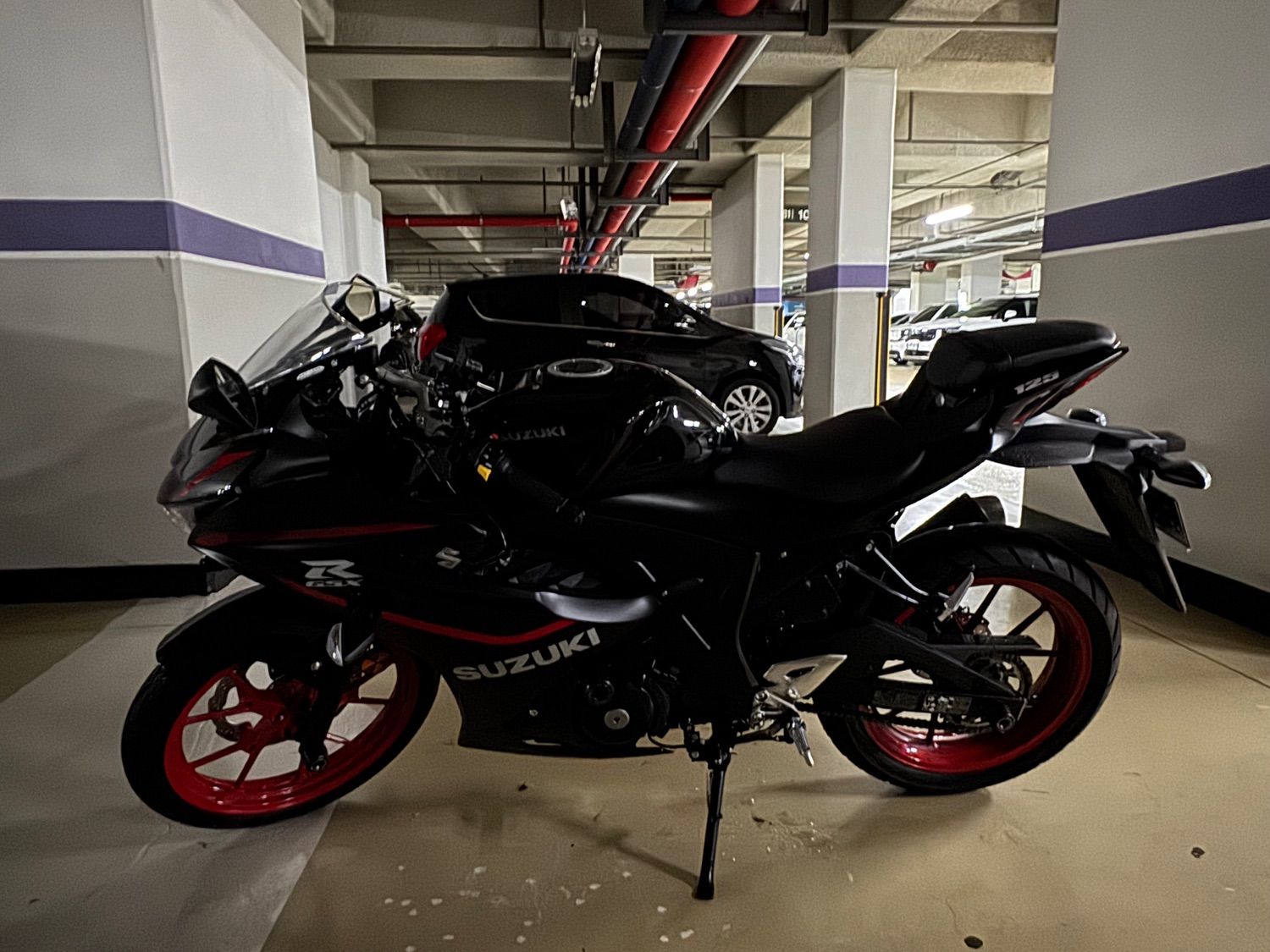 스즈키 GSX R 125 ABS thumb 2