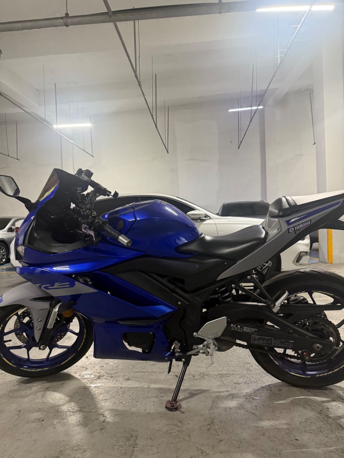 야마하 YZF R3 main
