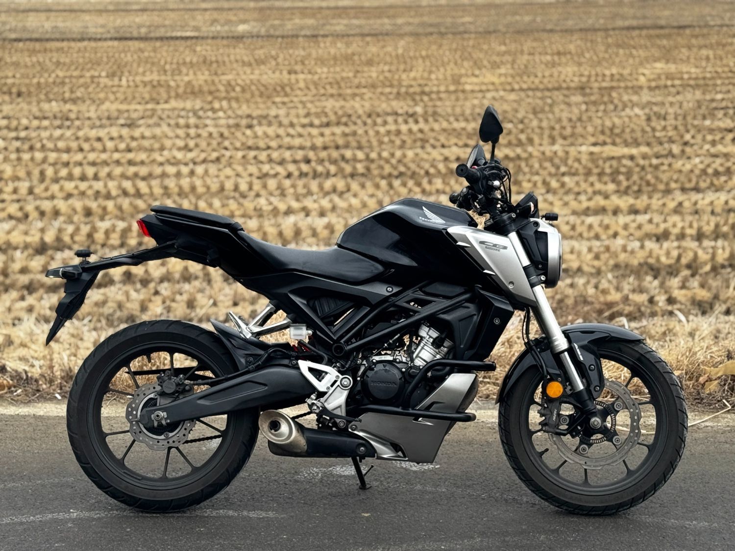 혼다 CB 125 R thumb 2