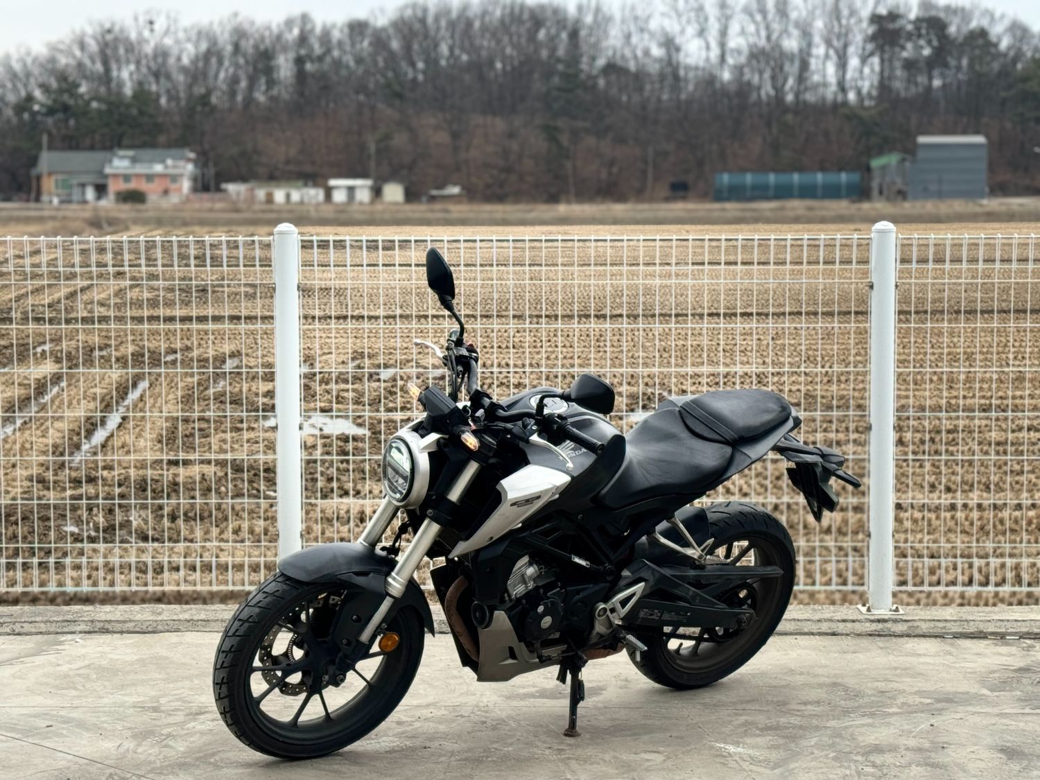 혼다 CB 125 R more