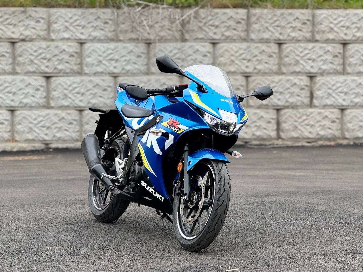 스즈키 GSX R 125 ABS main