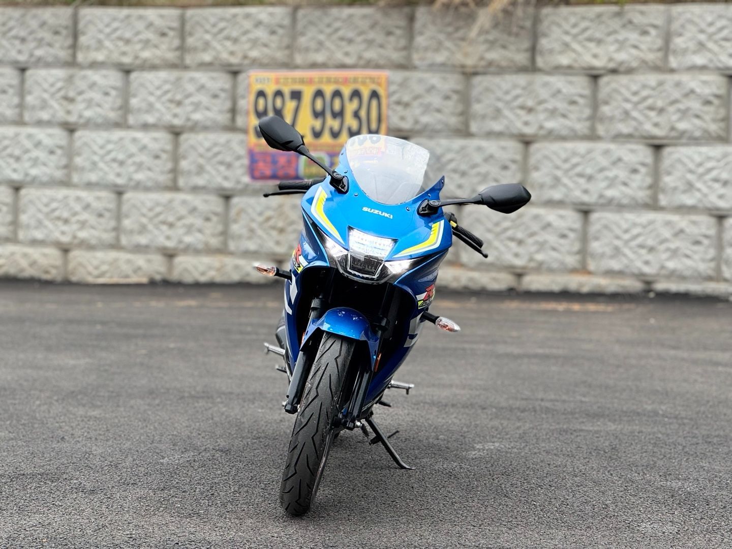 스즈키 GSX R 125 ABS more