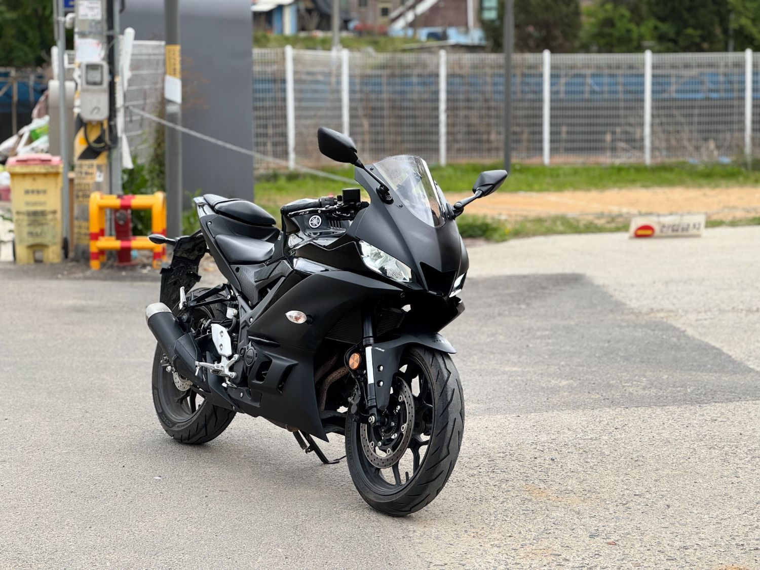 야마하 YZF R3 main