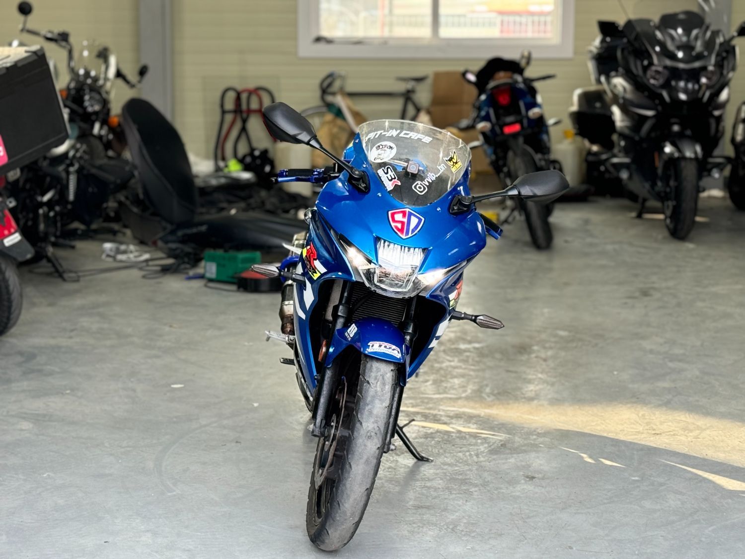 스즈키 GSX R 125 ABS more