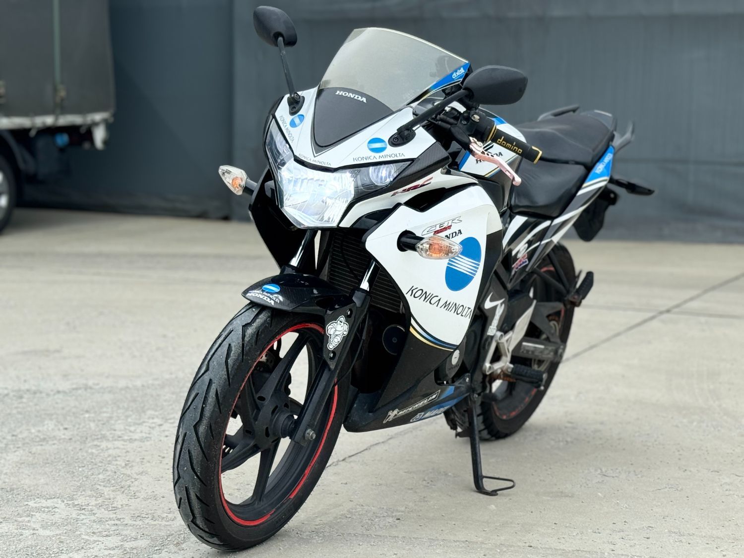 혼다 CBR 125 R thumb 2