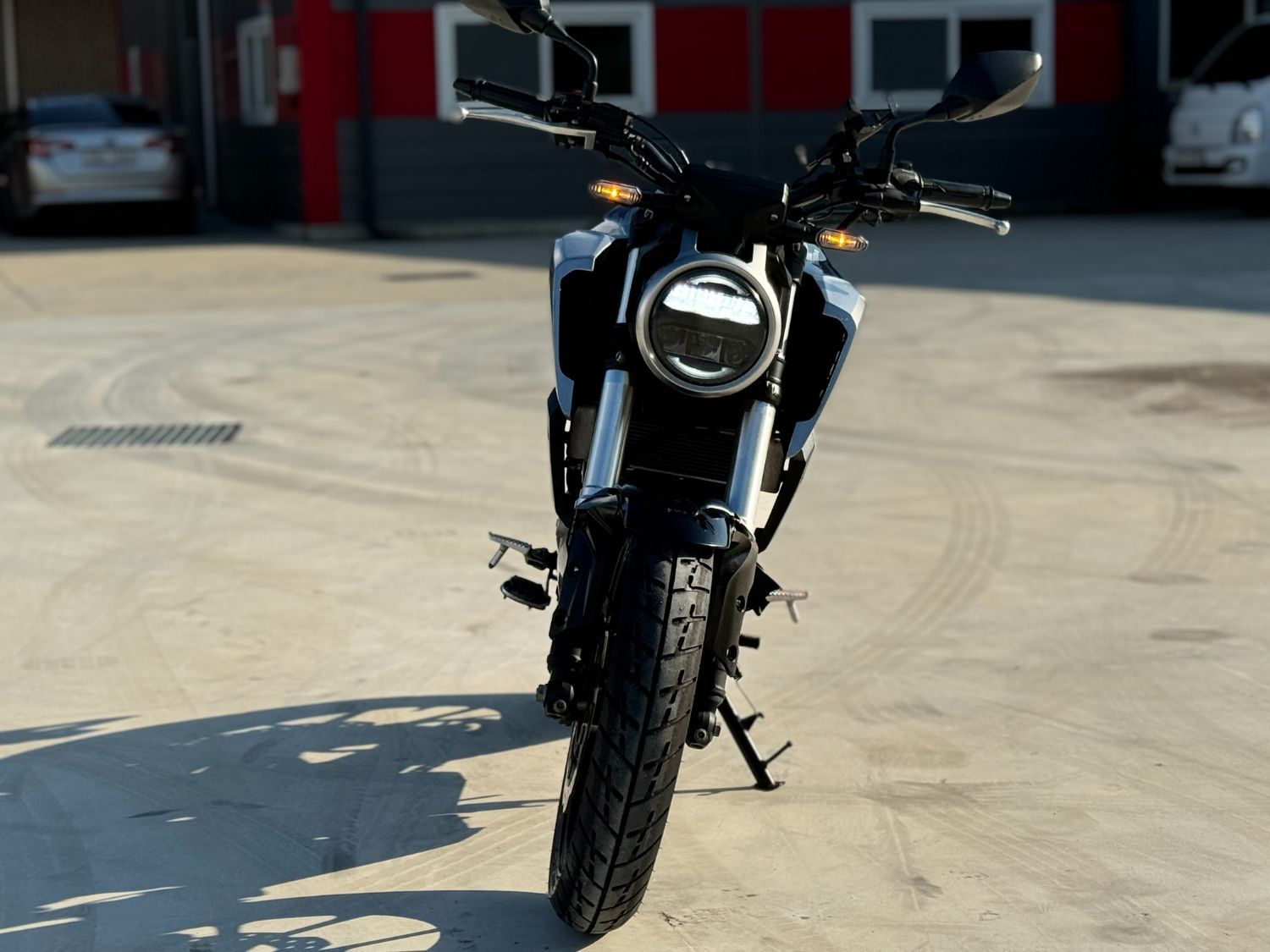 혼다 CB 125 R more