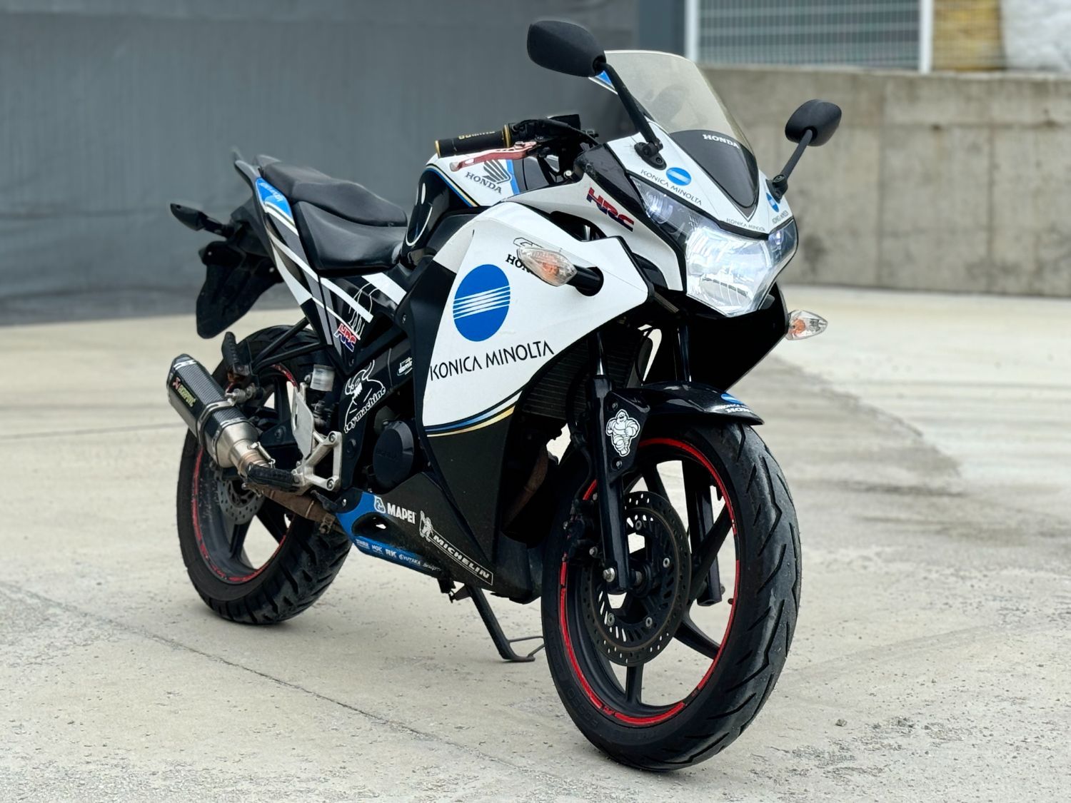 혼다 CBR 125 R main