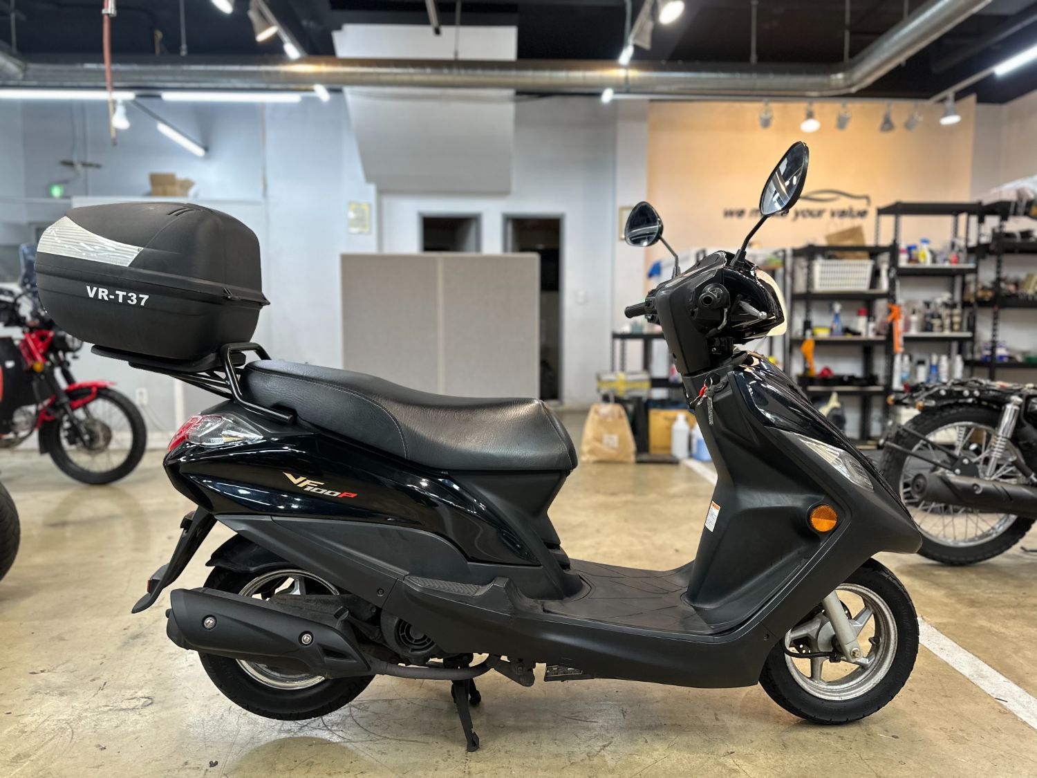 디앤에이모터스 VF 100 R main
