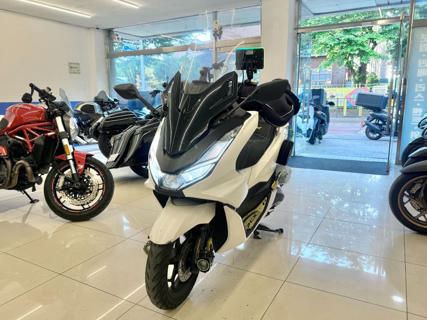 혼다 PCX 125 thumb 2