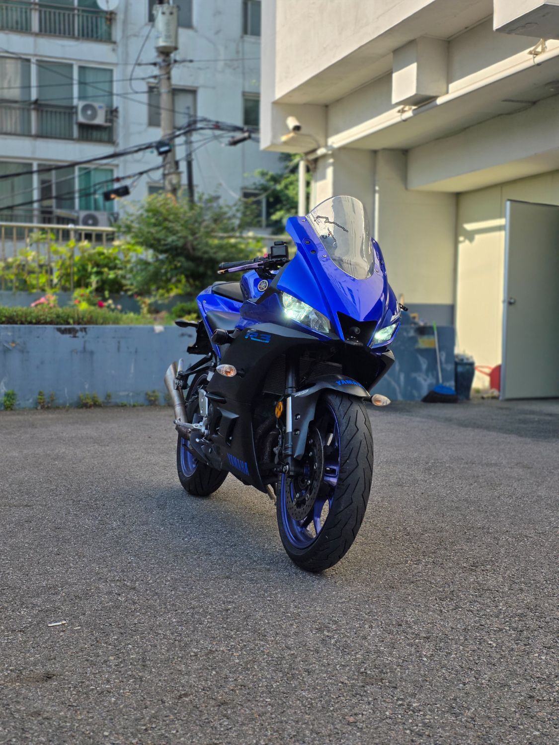 야마하 YZF R3 main