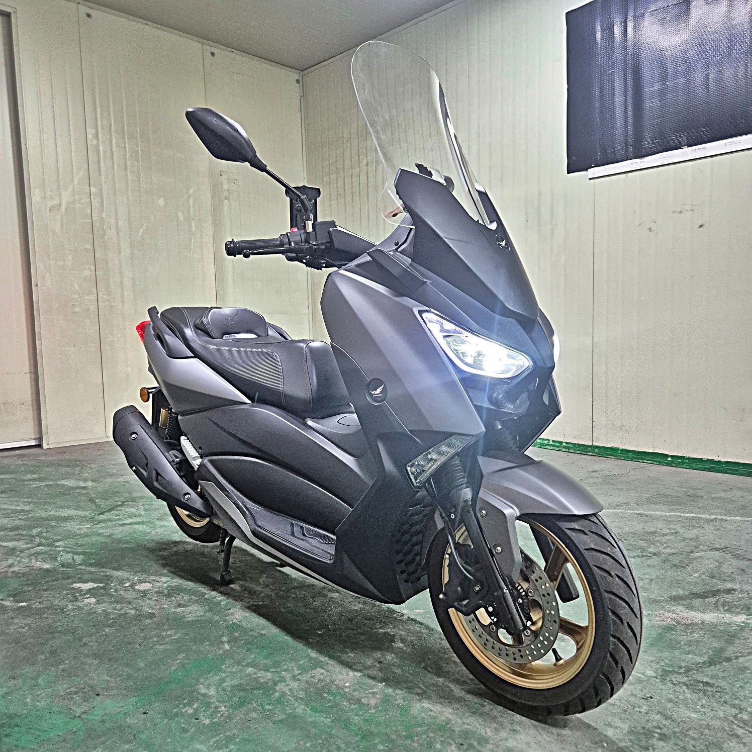 착한스쿠터 보스 250 main