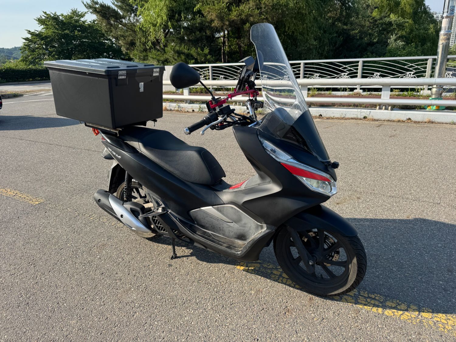 혼다 PCX 125 thumb 2