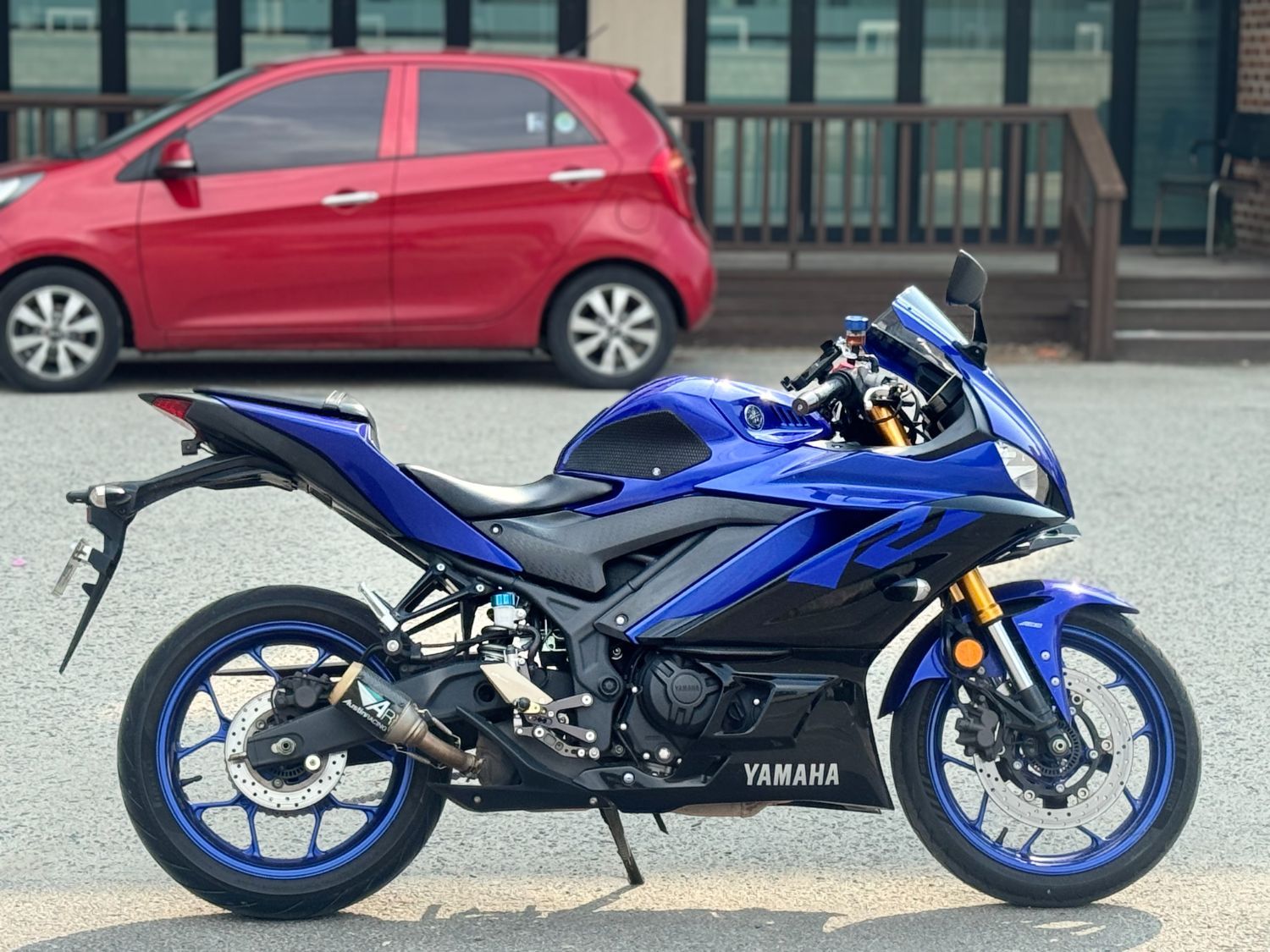 야마하 YZF R3 main