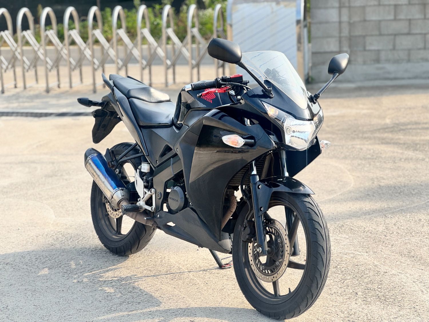 혼다 CBR 125 R main