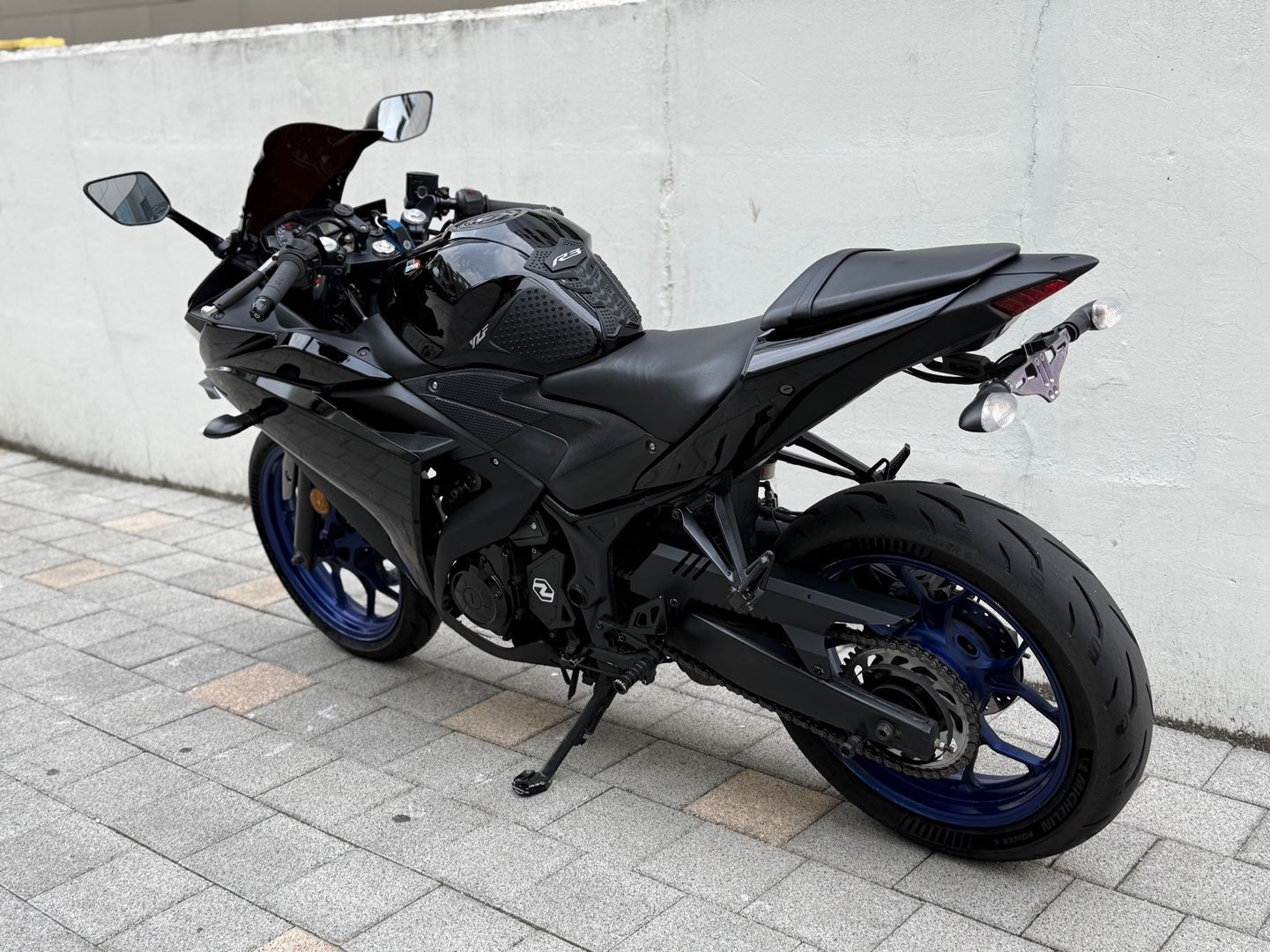 야마하 YZF R3 more