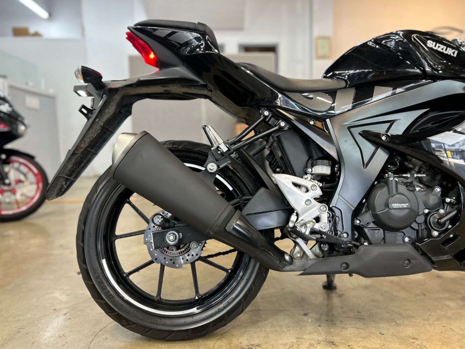 스즈키 GSX R 125 ABS more