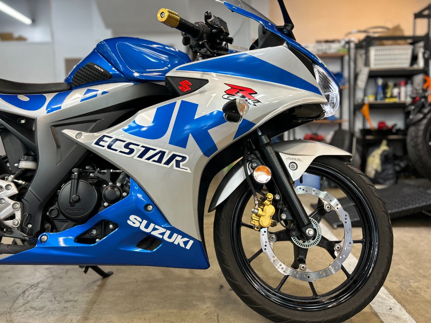스즈키 GSX R 125 ABS thumb 2