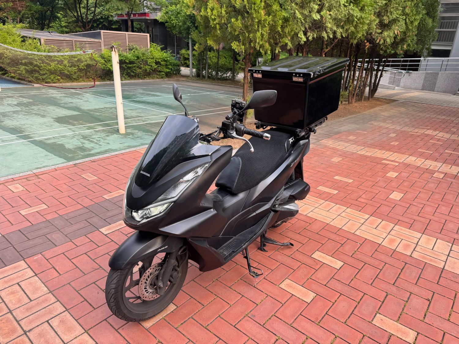 혼다 PCX 125 more