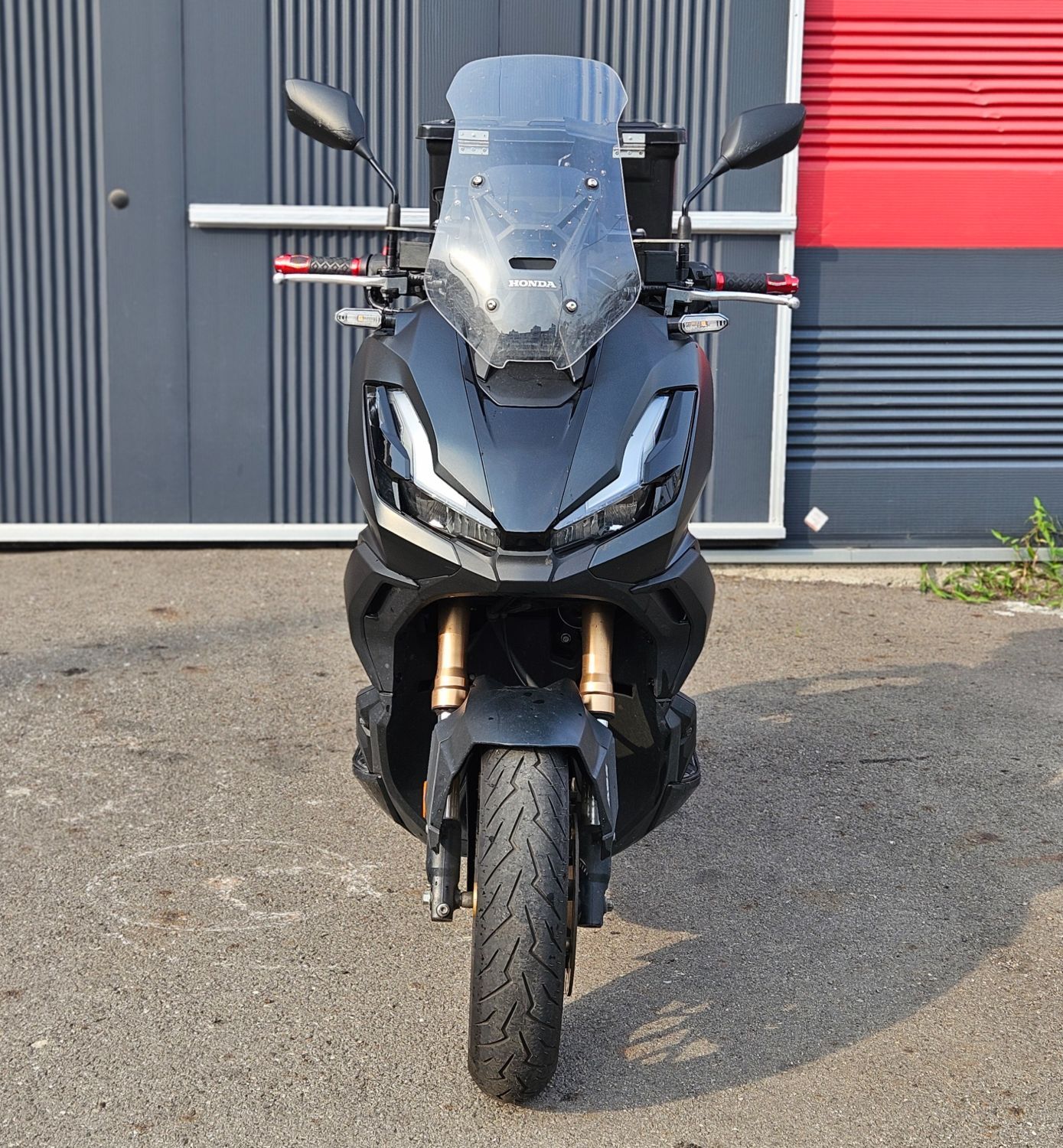 혼다 ADV 350 more