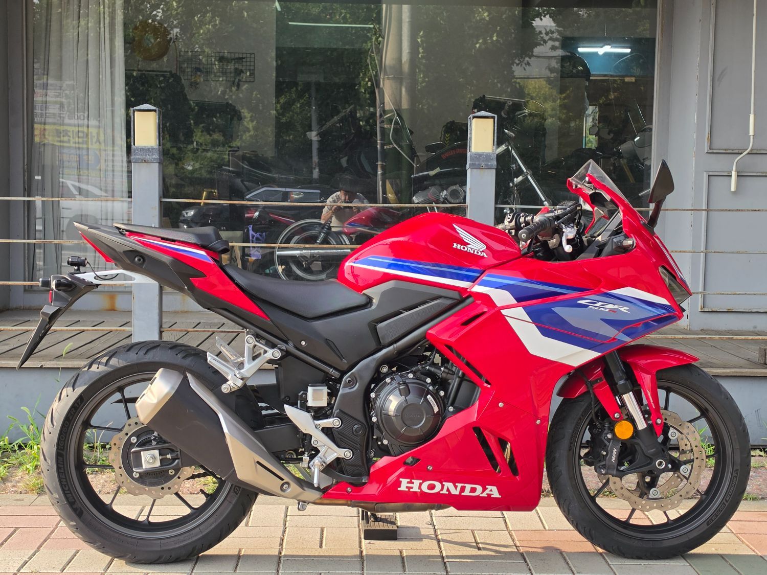 혼다 CBR 500 R more