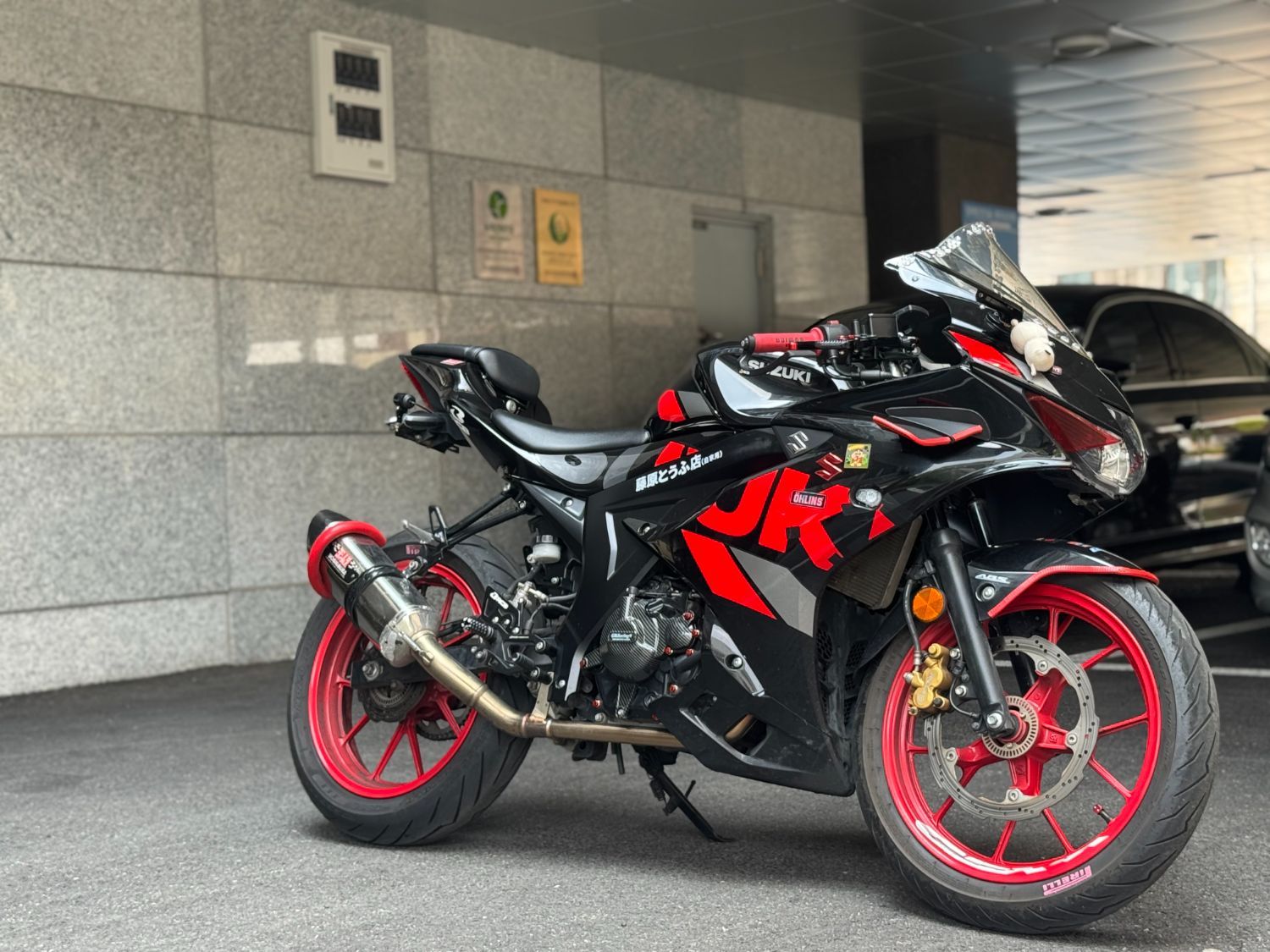 스즈키 GSX R 125 ABS more