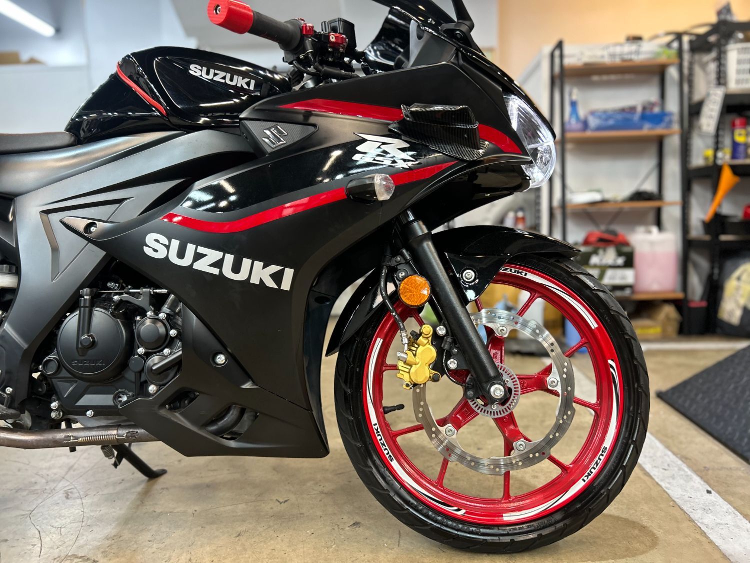 스즈키 GSX R 125 ABS thumb 2