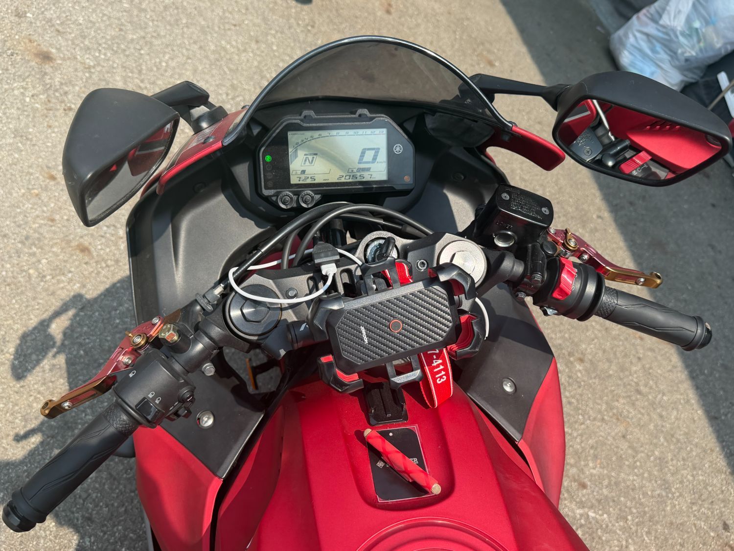 야마하 YZF R3 more
