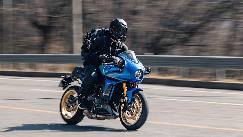 야마하 XSR 900 thumb 2