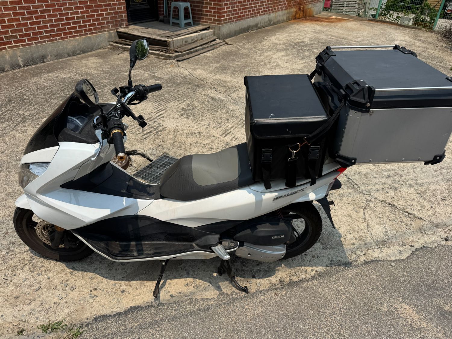 혼다 PCX 125 thumb 2