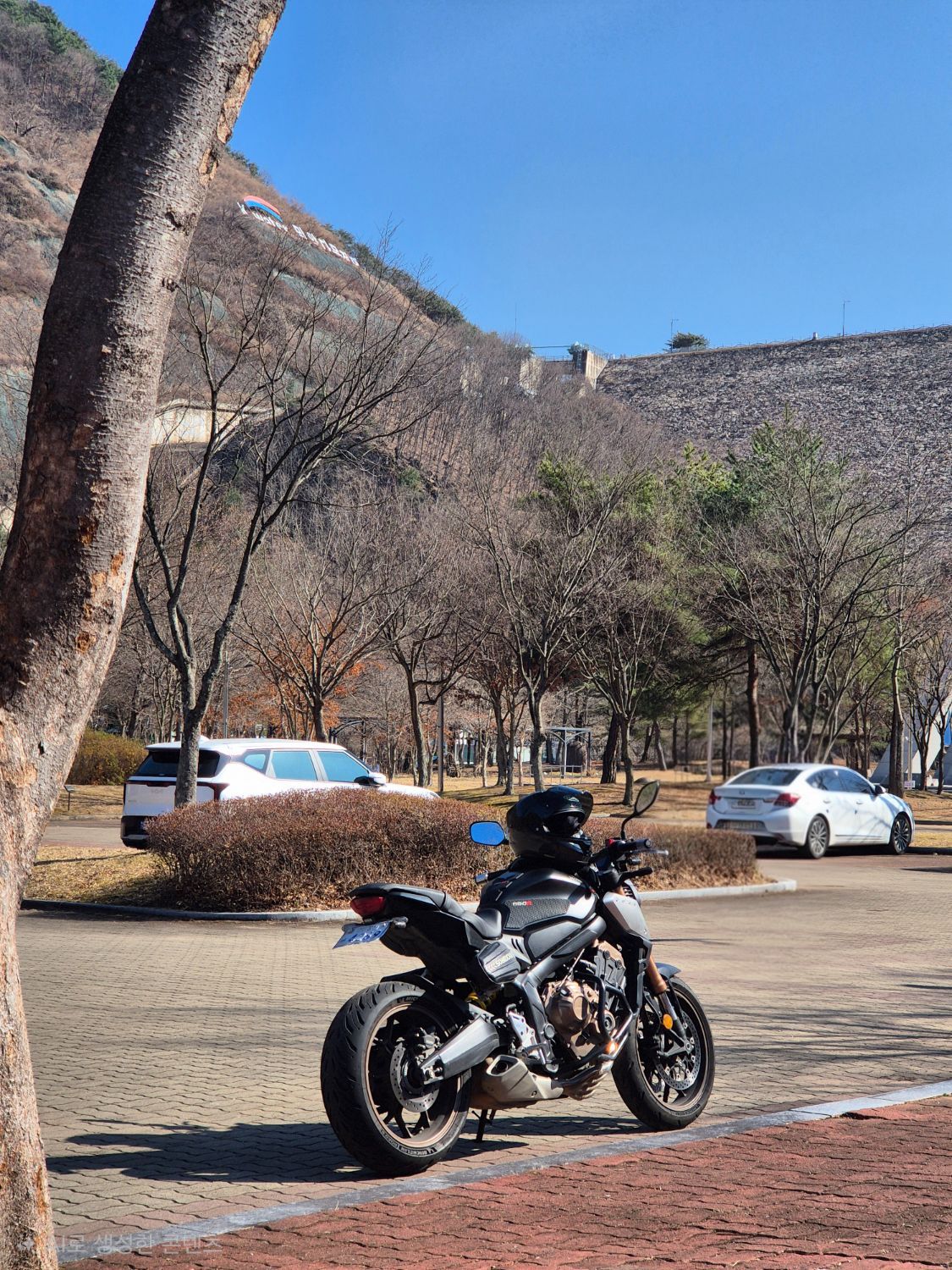 혼다 CB 650 R more