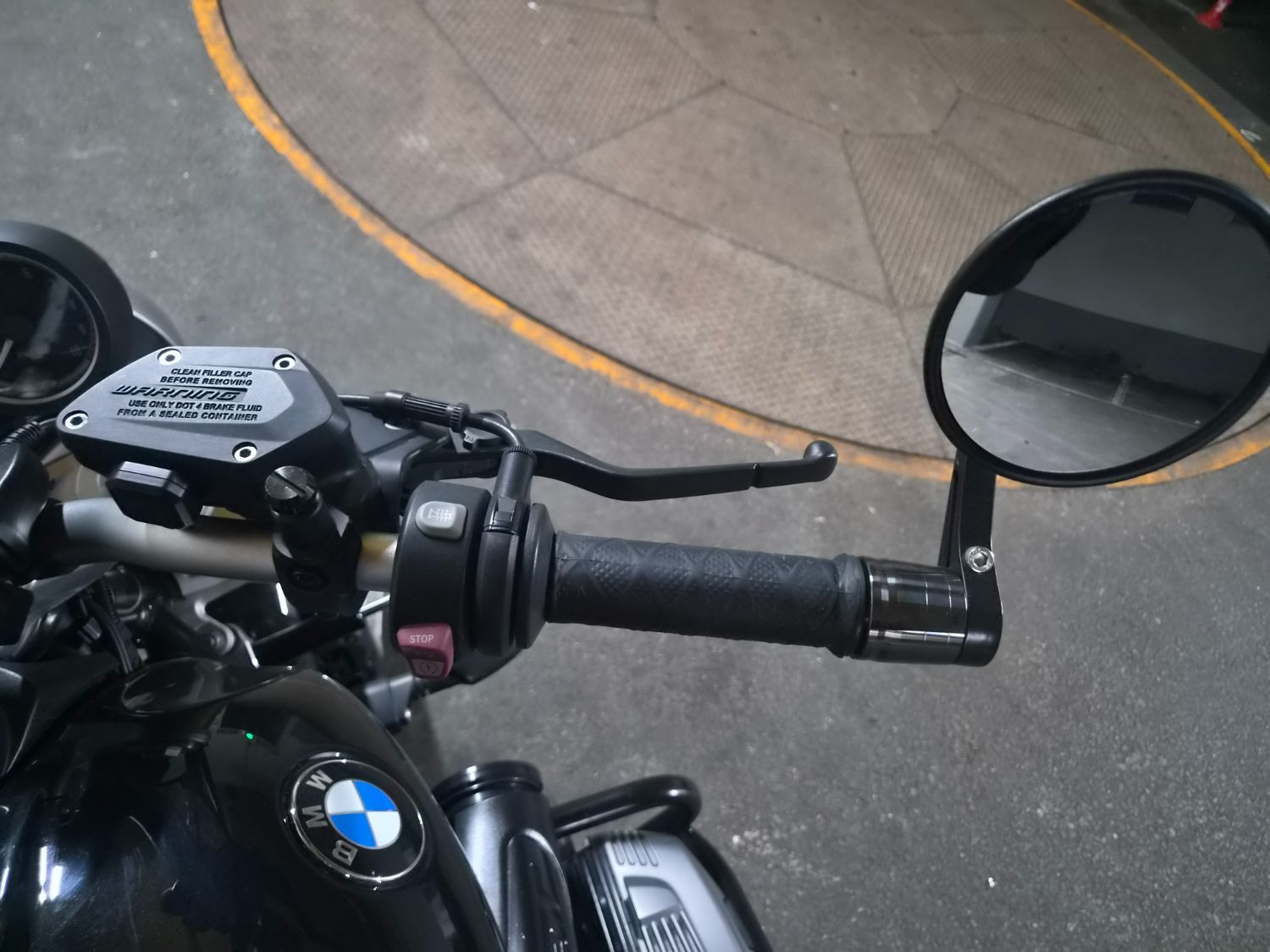 BMW R nine T  thumb 2