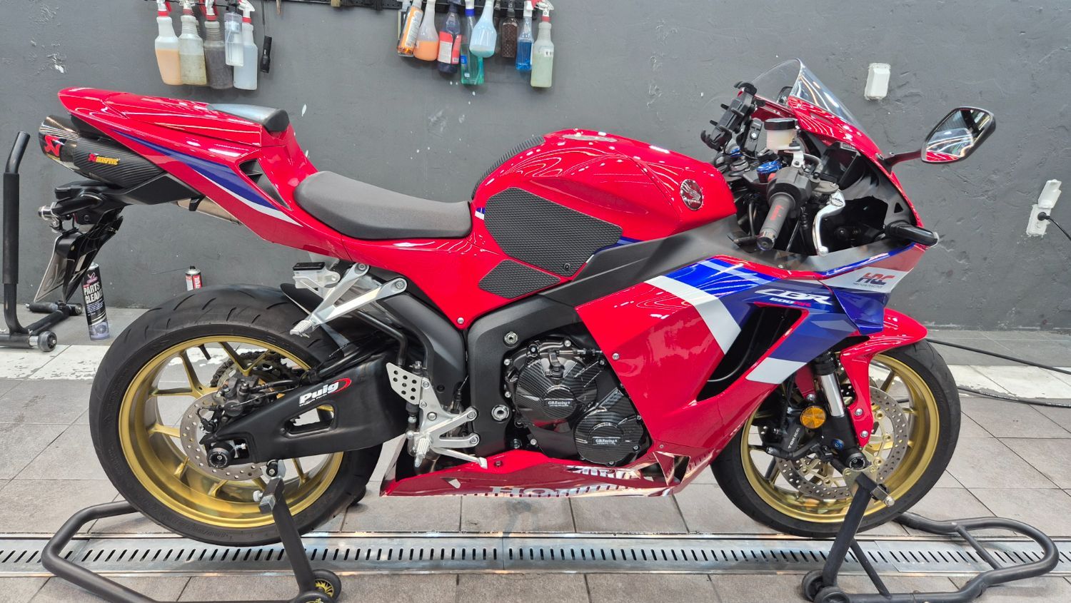 혼다 CBR 600 RR main