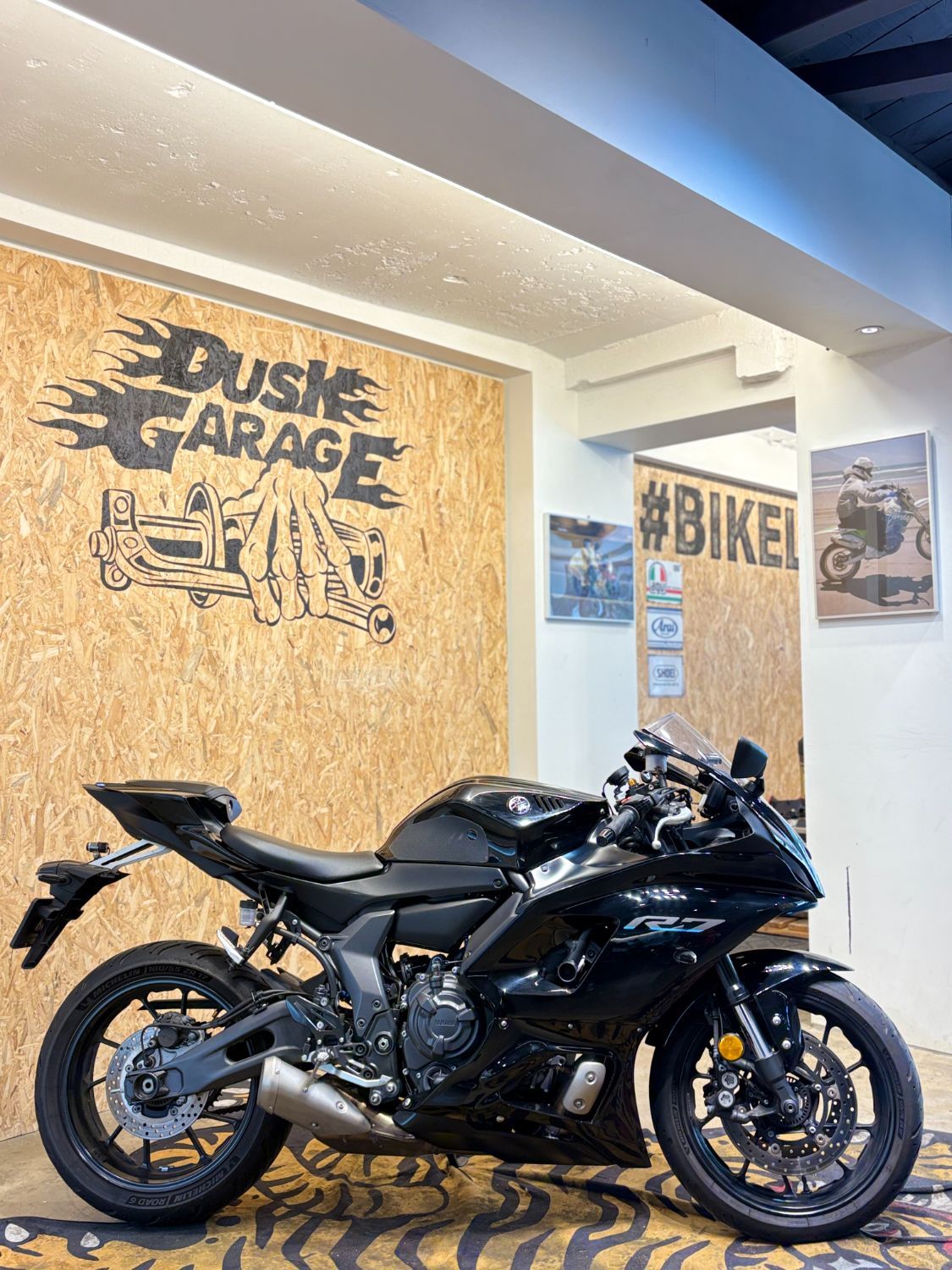 야마하 YZF R7 thumb 2