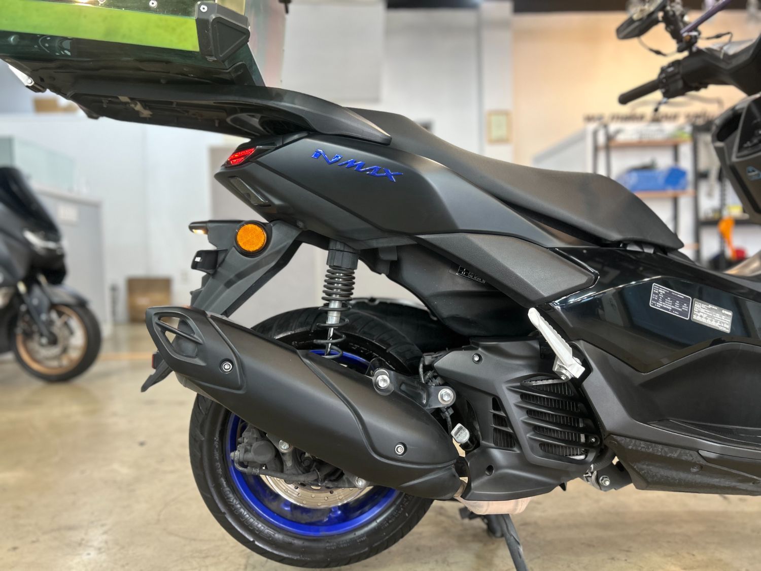 야마하 NMAX 125 more