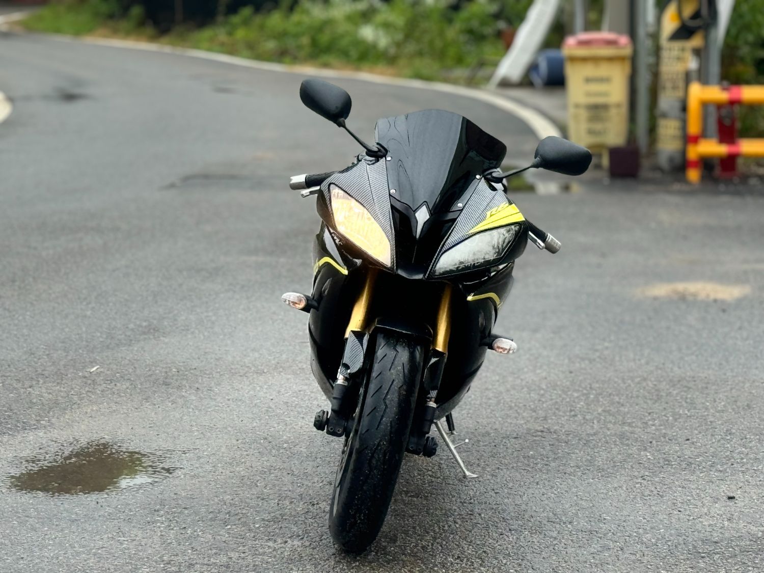 야마하 YZF 600 R thumb 2