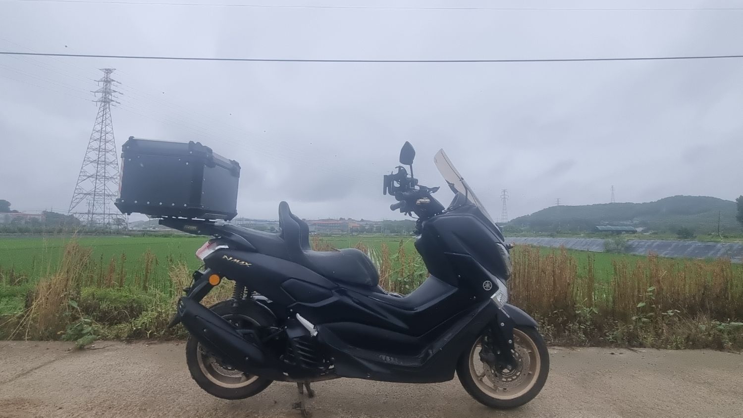 야마하 NMAX 125 thumb 2