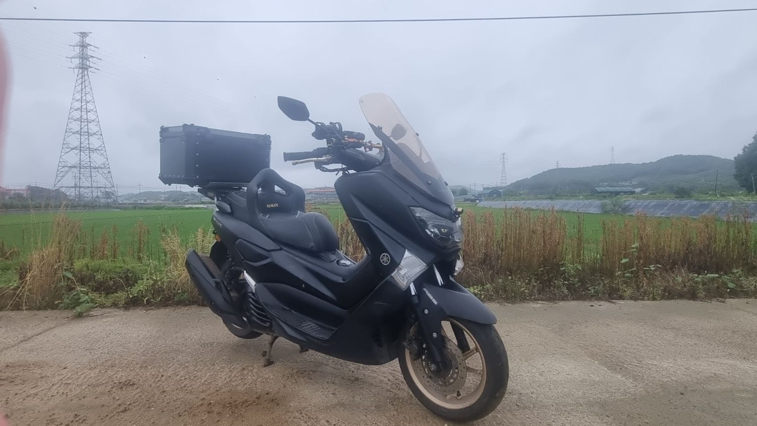 야마하 NMAX 125 main